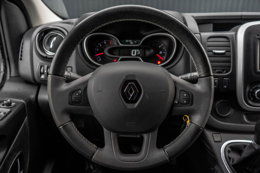 Renault Trafic L2H1 | 146 PK | LED | Automaat | Camera | Cruise | Navi | Trekhaak