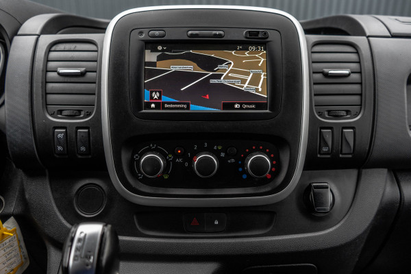 Renault Trafic L2H1 | 146 PK | LED | Automaat | Camera | Cruise | Navi | Trekhaak