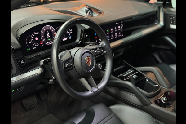 Porsche Cayenne 3.0 E-Hybrid|PANO|360CAM|SPORTCHRONO|STOELVER