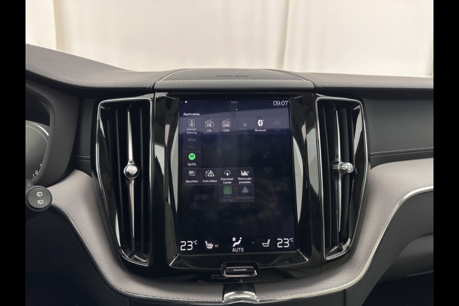 Volvo XC60 2.0 T8 Twin Engine AWD Inscription Aut. *PANO | HEAD-UP | LEATHER | FULL-LED | MEMORY-PACK | HARMAN/KARDON | TOP-VIEW | DIGI-COCKPIT | KEYLESS | HEATED-SPORTSEATS | NAVI-FULLMAP | ECC | PDC | ADAPTIVE-CRUISE | 20''ALU | TOWBAR