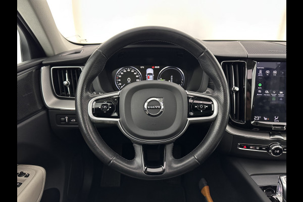 Volvo XC60 2.0 T8 Twin Engine AWD Inscription Aut. *PANO | HEAD-UP | LEATHER | FULL-LED | MEMORY-PACK | HARMAN/KARDON | TOP-VIEW | DIGI-COCKPIT | KEYLESS | HEATED-SPORTSEATS | NAVI-FULLMAP | ECC | PDC | ADAPTIVE-CRUISE | 20''ALU | TOWBAR