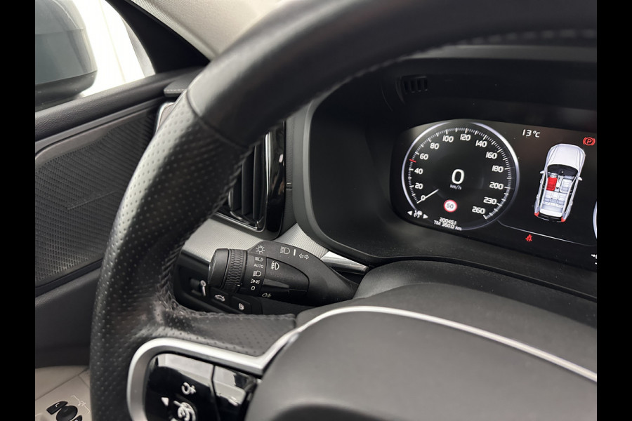 Volvo XC60 2.0 T8 Twin Engine AWD Inscription Aut. *PANO | HEAD-UP | LEATHER | FULL-LED | MEMORY-PACK | HARMAN/KARDON | TOP-VIEW | DIGI-COCKPIT | KEYLESS | HEATED-SPORTSEATS | NAVI-FULLMAP | ECC | PDC | ADAPTIVE-CRUISE | 20''ALU | TOWBAR