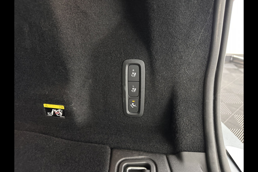 Volvo XC60 2.0 T8 Twin Engine AWD Inscription Aut. *PANO | HEAD-UP | LEATHER | FULL-LED | MEMORY-PACK | HARMAN/KARDON | TOP-VIEW | DIGI-COCKPIT | KEYLESS | HEATED-SPORTSEATS | NAVI-FULLMAP | ECC | PDC | ADAPTIVE-CRUISE | 20''ALU | TOWBAR