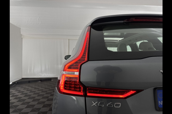 Volvo XC60 2.0 T8 Twin Engine AWD Inscription Aut. *PANO | HEAD-UP | LEATHER | FULL-LED | MEMORY-PACK | HARMAN/KARDON | TOP-VIEW | DIGI-COCKPIT | KEYLESS | HEATED-SPORTSEATS | NAVI-FULLMAP | ECC | PDC | ADAPTIVE-CRUISE | 20''ALU | TOWBAR