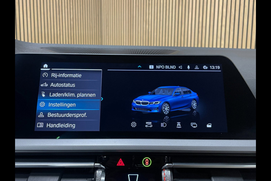 BMW 3-serie 330e High Executive|184 PK|VOLLEDER|DIGITAL COCKPIT|APPLE CARPLAY/ANDROID|CAMERA|NAVIGATIE|LMV|PDC|