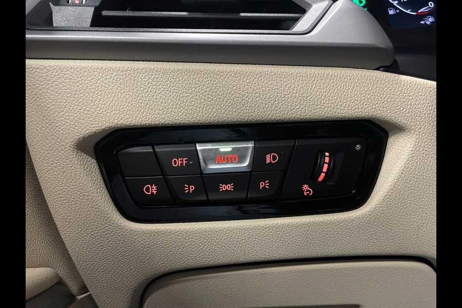 BMW 3-serie 330e High Executive|184 PK|VOLLEDER|DIGITAL COCKPIT|APPLE CARPLAY/ANDROID|CAMERA|NAVIGATIE|LMV|PDC|
