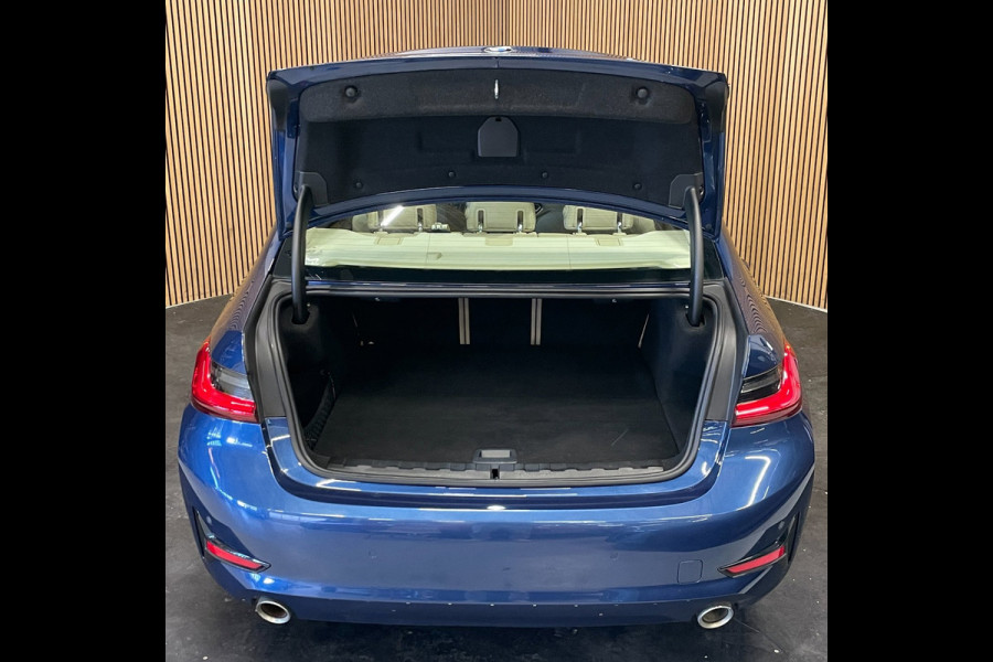 BMW 3-serie 330e High Executive|184 PK|VOLLEDER|DIGITAL COCKPIT|APPLE CARPLAY/ANDROID|CAMERA|NAVIGATIE|LMV|PDC|