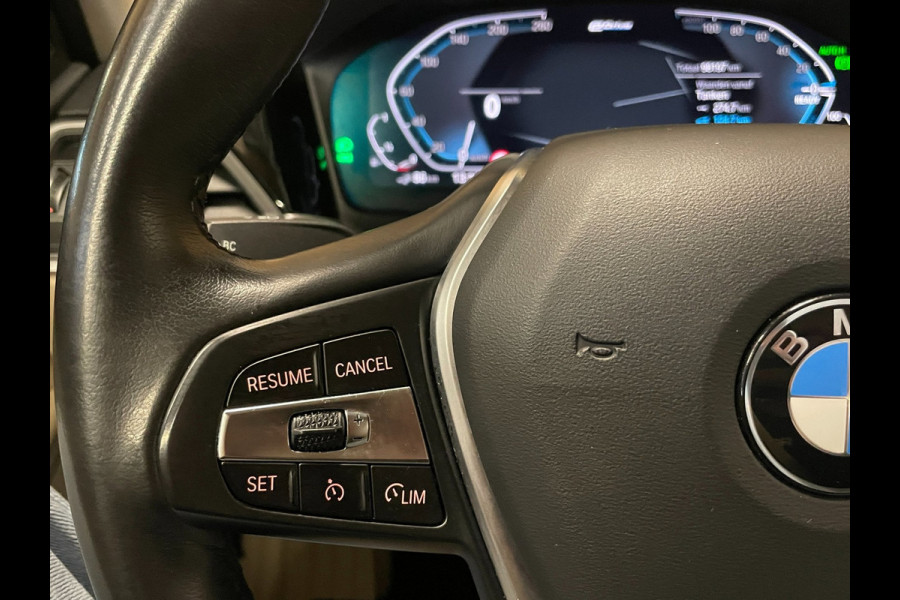 BMW 3-serie 330e High Executive|184 PK|VOLLEDER|DIGITAL COCKPIT|APPLE CARPLAY/ANDROID|CAMERA|NAVIGATIE|LMV|PDC|