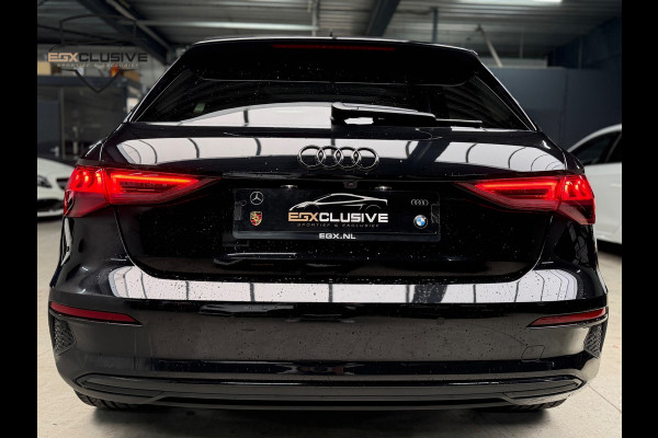 Audi A3 Sportback 35 TFSI S edition PANO/CAMERA/RS Stoelen