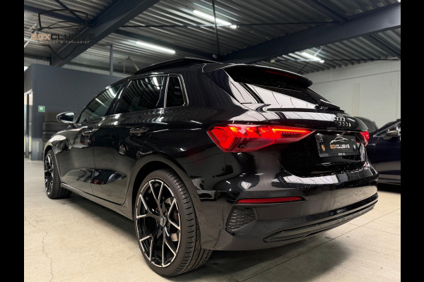 Audi A3 Sportback 35 TFSI S edition PANO/CAMERA/RS Stoelen