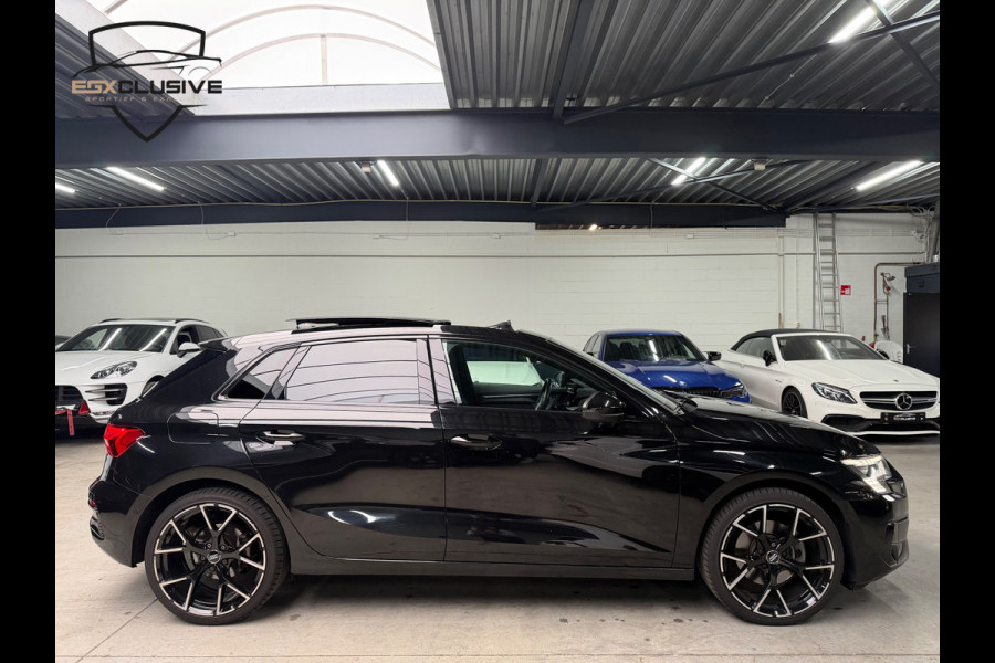 Audi A3 Sportback 35 TFSI S edition PANO/CAMERA/RS Stoelen