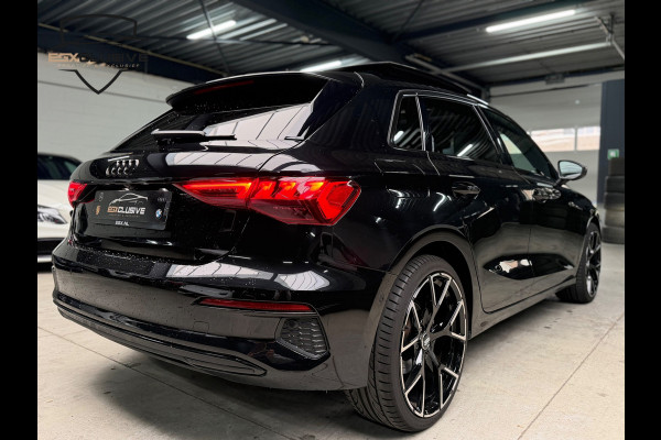 Audi A3 Sportback 35 TFSI S edition PANO/CAMERA/RS Stoelen