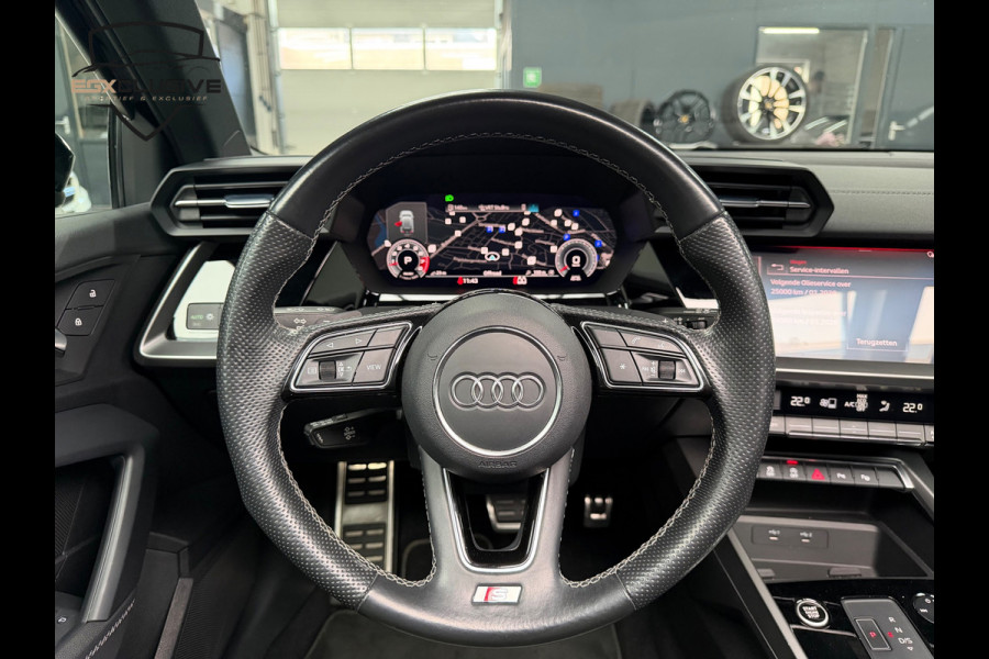 Audi A3 Sportback 35 TFSI S edition PANO/CAMERA/RS Stoelen