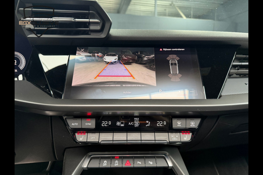 Audi A3 Sportback 35 TFSI S edition PANO/CAMERA/RS Stoelen