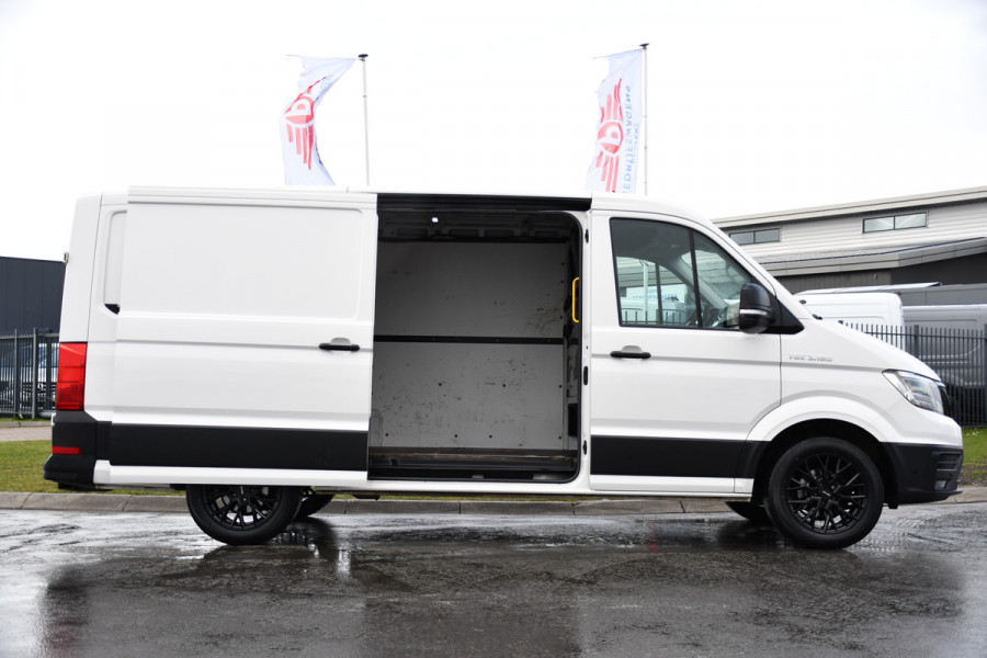 MAN TGE 3.180 35 2.0 L3H2 PB Edition Adaptieve Cruise, Camera, Carplay, 177pk, Stoelverwarming, LED, Automaat, Sensoren, Trekhaak, Uniek!