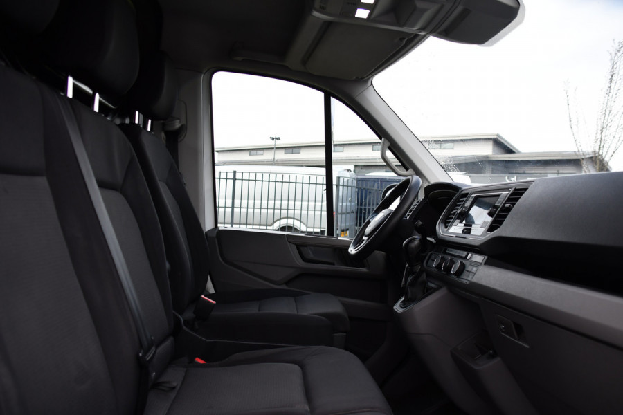 MAN TGE 3.180 35 2.0 L3H2 PB Edition Adaptieve Cruise, Camera, Carplay, 177pk, Stoelverwarming, LED, Automaat, Sensoren, Trekhaak, Uniek!