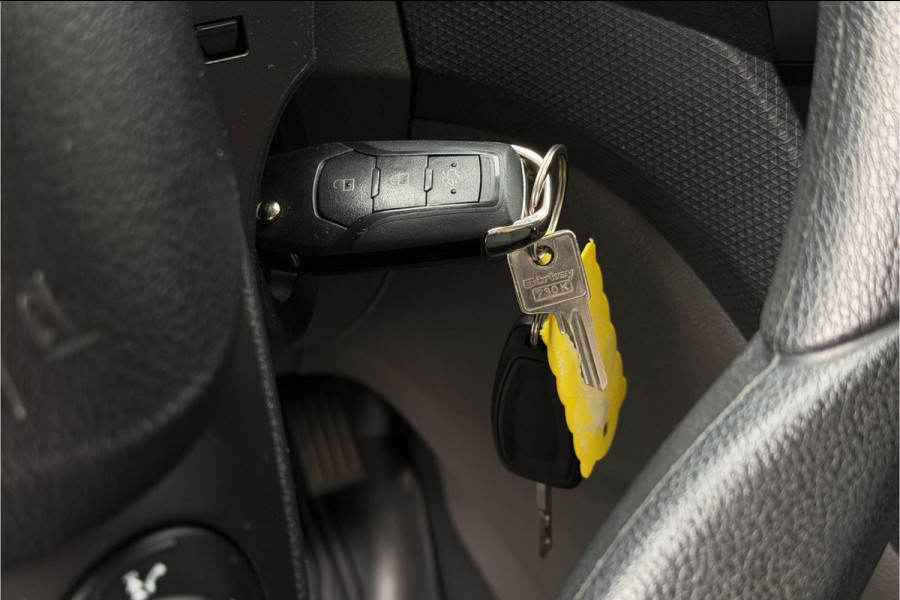 Ford Transit Connect 1.0 L1 | Airco | Camera | Multimedia | 3-zits | NAVI | Bluetooth | PDC