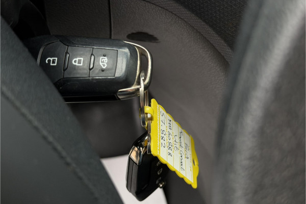 Ford Transit Connect 1.0 L1 | Airco | Trekhaak | Carplay | Camera | Stoelverwarming | NAVI