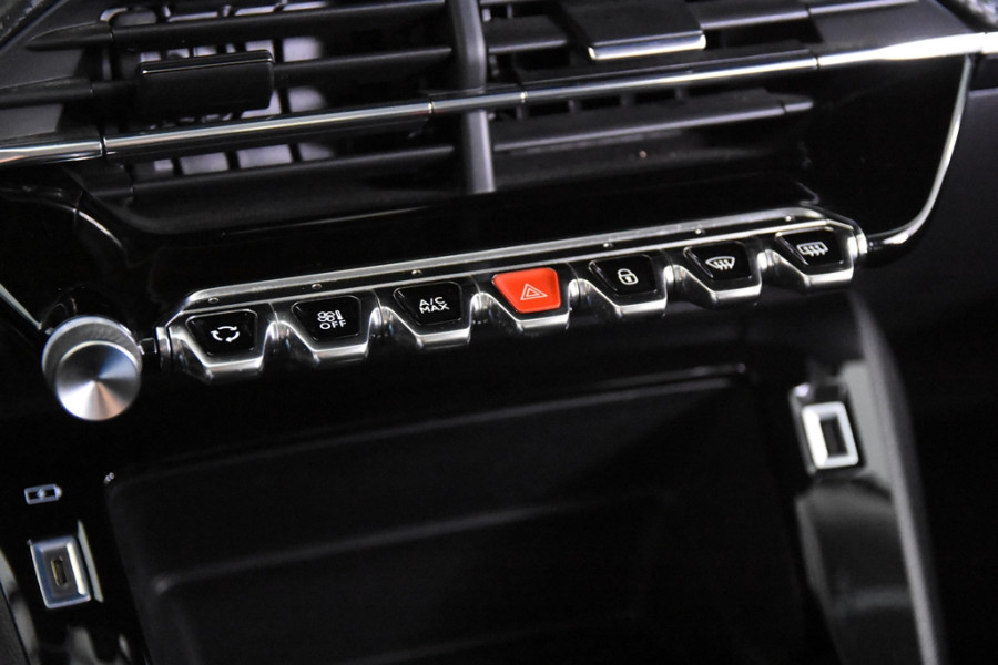 Peugeot 2008 1.2 Active Automaat *1ste Eigenaar*Navigatie*Parkassist*