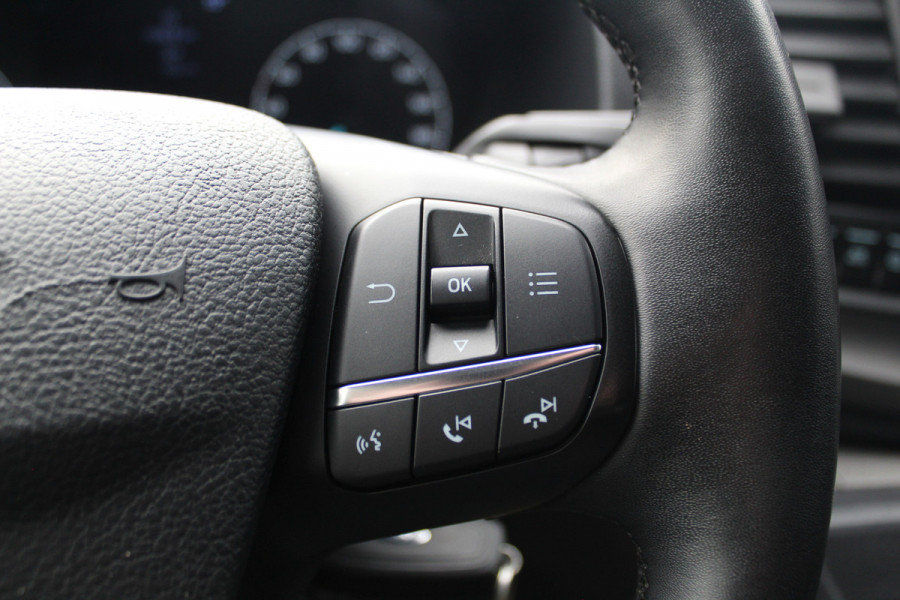 Ford Transit Custom 300 2.0-130PK TDCI L1H1 Trend AUTOMAAT ! Erg nette Transit Custom automaat ! Achterdeuren, Schuifdeur L+R, PDC V+A, Camera, Bijrijdersbank, Stoel- en voorraamverwarming, flitslichten v+a en dak