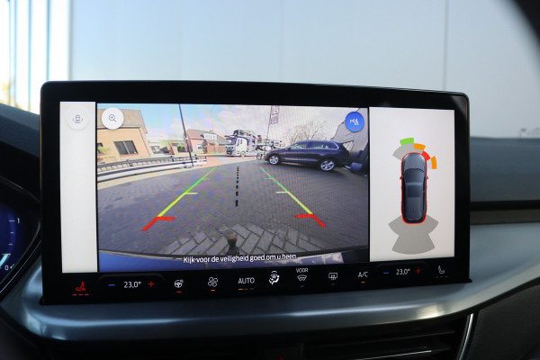 Ford FOCUS Wagon 155PK EcoB. Hybrid Automaat Titanium X Trekhaak/Leder/Elektr.-klep/Adapt.-cruise