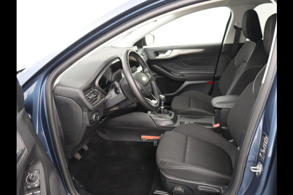 Ford FOCUS Wagon 1.0 EcoBoost Hybrid Titanium | Carplay | Camera | Navigatie | Climate control | Full LED | Parkeerhulp