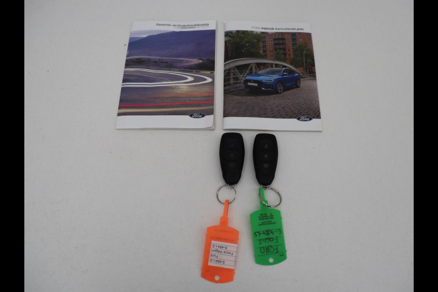 Ford FOCUS Wagon 1.0 EcoBoost Hybrid Titanium | Carplay | Camera | Navigatie | Climate control | Full LED | Parkeerhulp