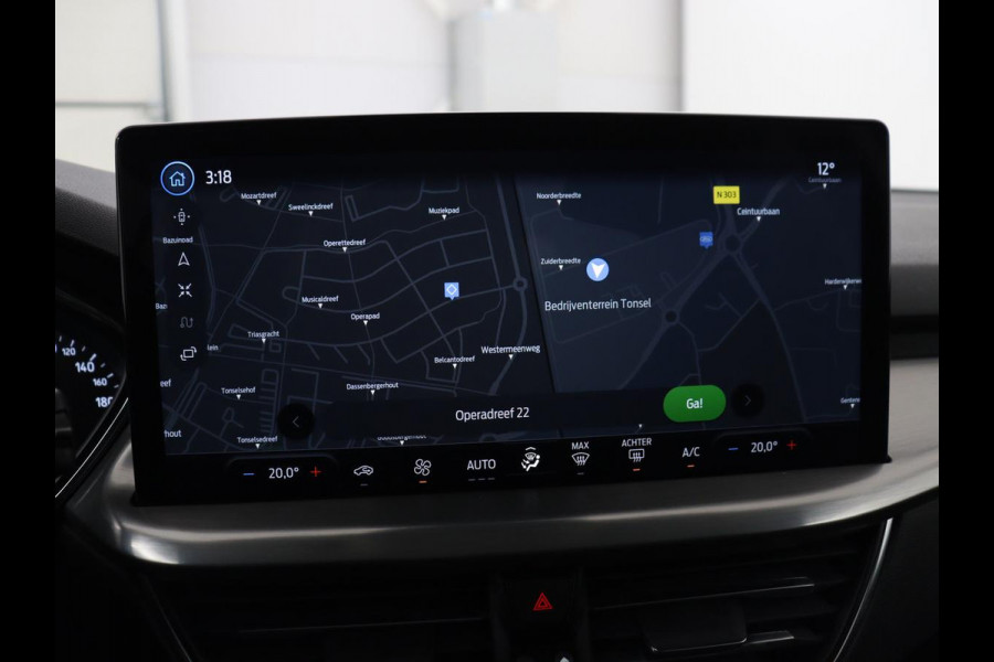 Ford FOCUS Wagon 1.0 EcoBoost Hybrid Titanium | Carplay | Camera | Navigatie | Climate control | Full LED | Parkeerhulp