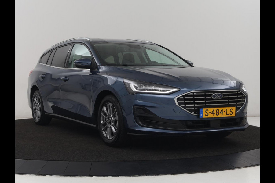 Ford FOCUS Wagon 1.0 EcoBoost Hybrid Titanium | Carplay | Camera | Navigatie | Climate control | Full LED | Parkeerhulp