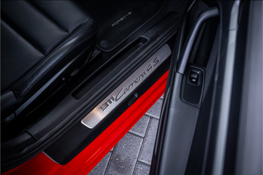 Porsche 911 992 3.0 Carrera 4 S - Indischrood | Sport Chrono + | Panorama | Bose