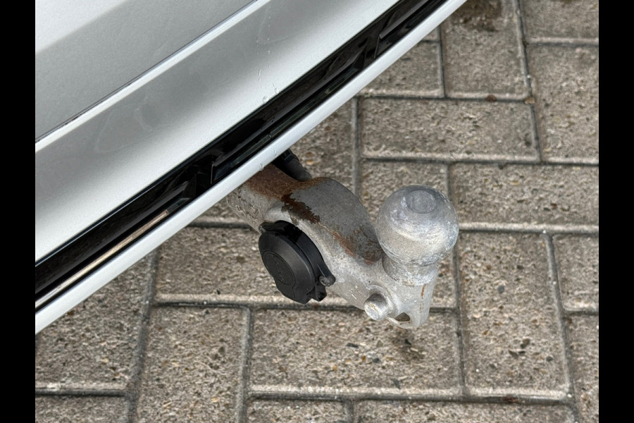 Volvo XC60 2.0 Recharge T6 AWD R-Design Pano|H&K|Memory|HuD|Trekhaak