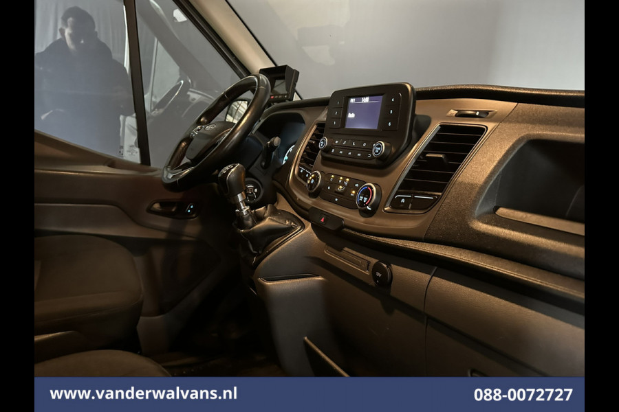 Ford Transit 2.0 TDCI 130pk Bakwagen L4.35m Laadklep Euro6 Airco | Camera | Cruisecontrol | Verwarmde voorruit Bijrijdersbank, 970kg laadvermogen