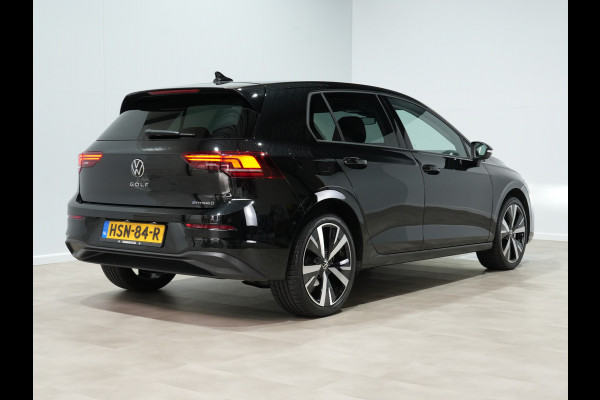 Volkswagen Golf 1.5 eHybrid 204pk Life Edition Navi via app Camera Acc Led Demo Jesse