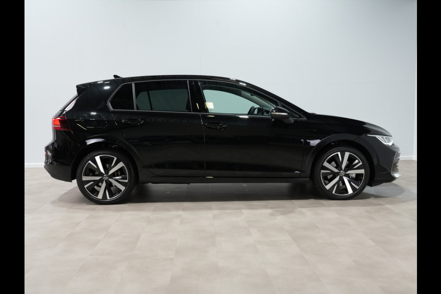 Volkswagen Golf 1.5 eHybrid 204pk Life Edition Navi via app Camera Acc Led Demo Jesse