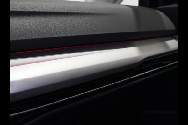 Volkswagen Golf 1.5 eHybrid 204pk Life Edition Navi via app Camera Acc Led Demo Jesse