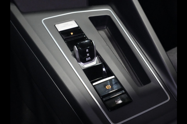 Volkswagen Golf 1.5 eHybrid 204pk Life Edition Navi via app Camera Acc Led Demo Jesse