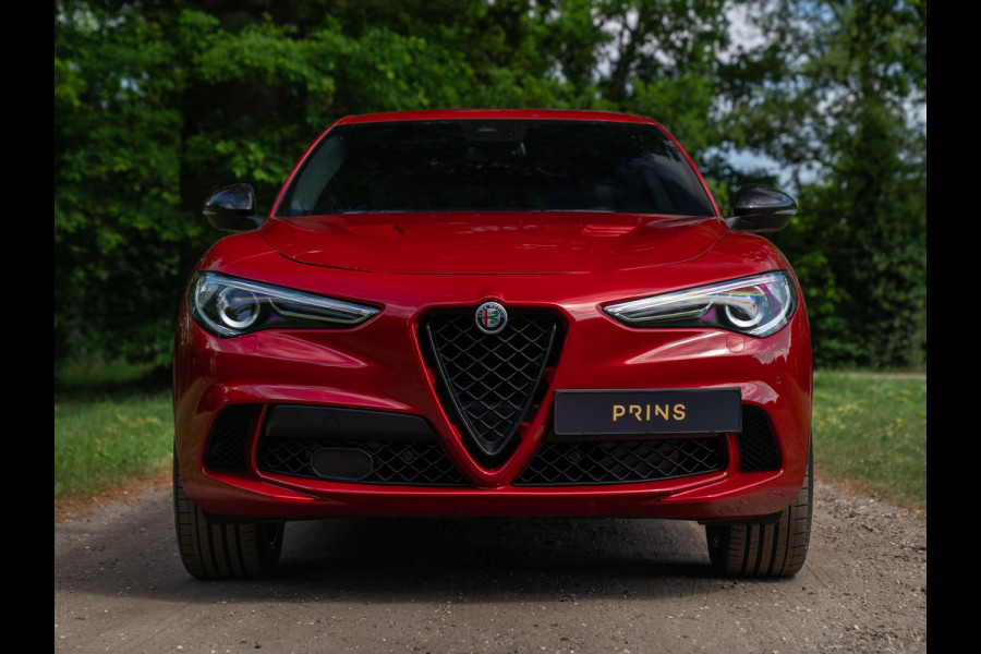 Alfa Romeo Stelvio 2.9 V6 AWD Quadrifoglio | Harman/Kardon | Rosso Competizione | Adapt. cruise | CarPlay | Carbon stuur