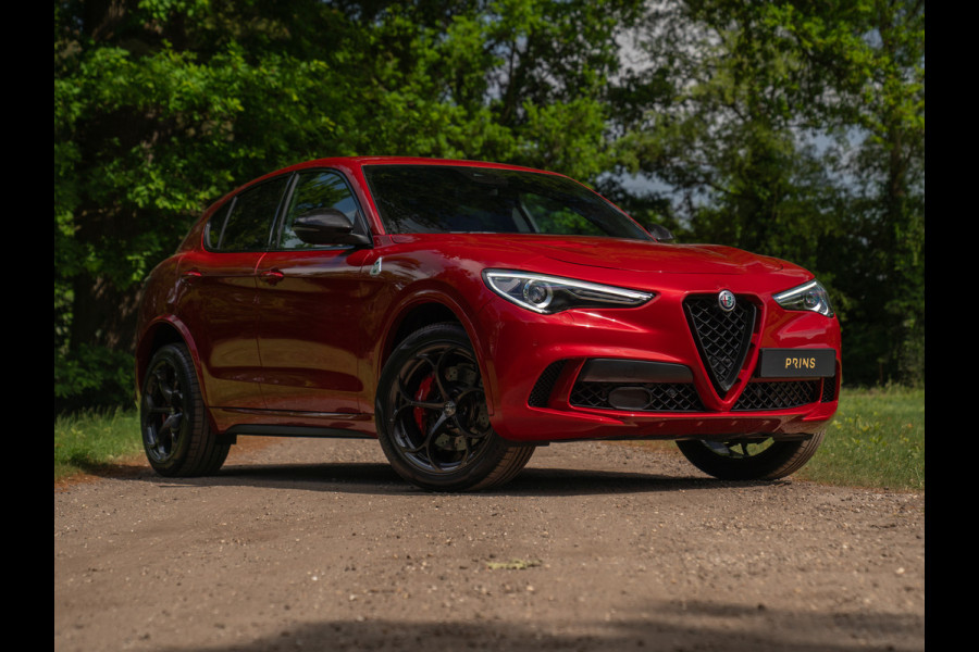 Alfa Romeo Stelvio 2.9 V6 AWD Quadrifoglio | Harman/Kardon | Rosso Competizione | Adapt. cruise | CarPlay | Carbon stuur