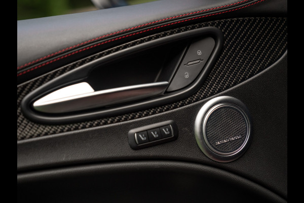 Alfa Romeo Stelvio 2.9 V6 AWD Quadrifoglio | Harman/Kardon | Rosso Competizione | Adapt. cruise | CarPlay | Carbon stuur
