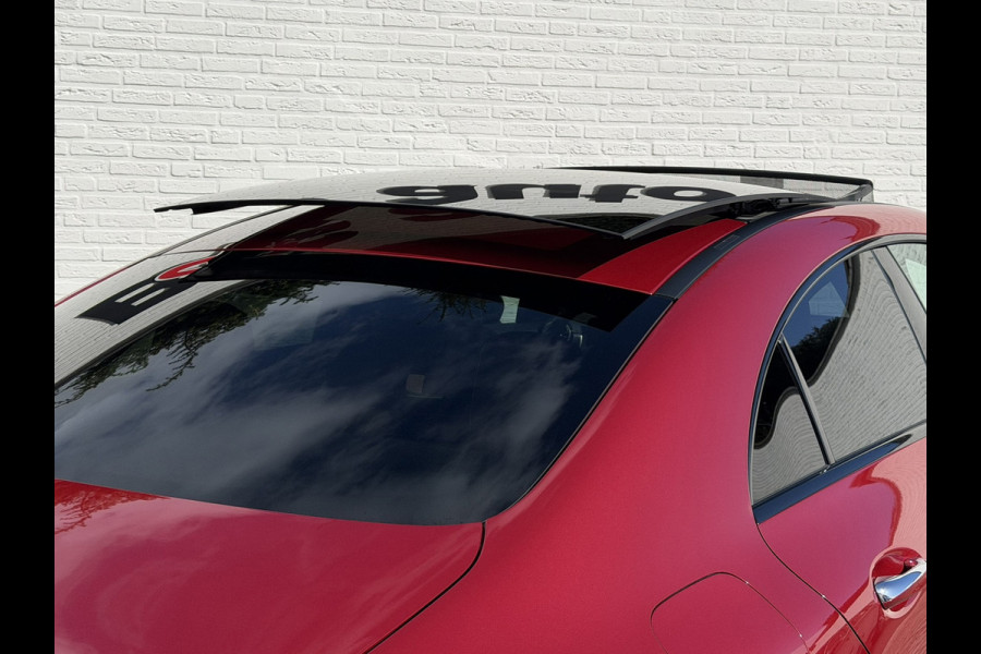 Mercedes-Benz CLA-Klasse 250 e AMG Line Plug in Full-led Matrix Leder Panorama Camera Pdc Sfeerverlichting Trekhaak