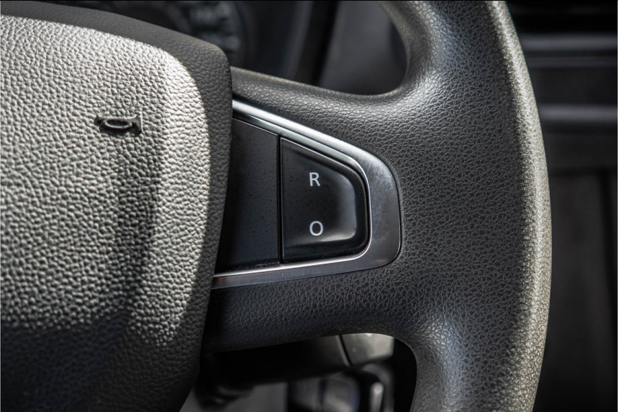 Renault Master 2.3 DCI L1H1 | 135PK | 1ste Eigenaar | Work Edition | Navi | Led | Cruise | Trekhaak