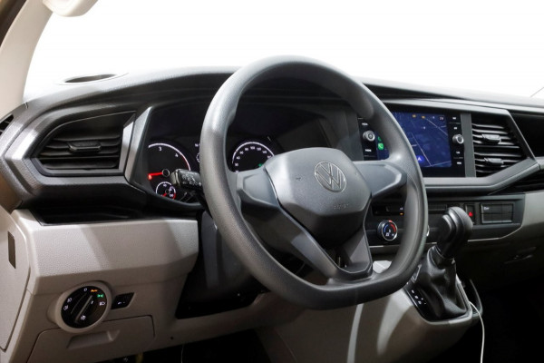 Volkswagen Transporter T6.1 2.0 TDI 150pk L1H1 DSG-Automaat Airco/Navi/2x Schuifdeur 04-2022