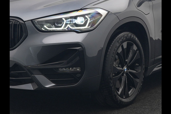 BMW X1 xDrive25e Sportline PHEV 221pk Dealer O.H. | Camera | Sportstoelen Verwarmd | Sfeerverlichting | Keyless | Navigatie | Cruise Control | DAB | Plug In Hybrid |