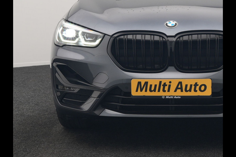 BMW X1 xDrive25e Sportline PHEV 221pk Dealer O.H. | Camera | Sportstoelen Verwarmd | Sfeerverlichting | Keyless | Navigatie | Cruise Control | DAB | Plug In Hybrid |