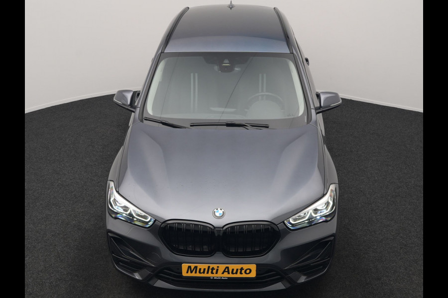 BMW X1 xDrive25e Sportline PHEV 221pk Dealer O.H. | Camera | Sportstoelen Verwarmd | Sfeerverlichting | Keyless | Navigatie | Cruise Control | DAB | Plug In Hybrid |