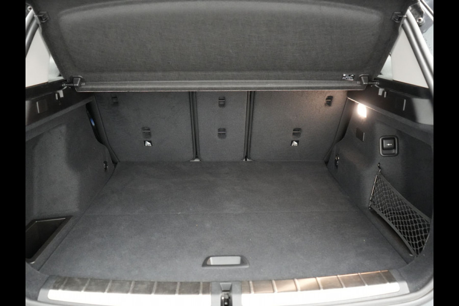 BMW X1 xDrive25e Sportline PHEV 221pk Dealer O.H. | Camera | Sportstoelen Verwarmd | Sfeerverlichting | Keyless | Navigatie | Cruise Control | DAB | Plug In Hybrid |