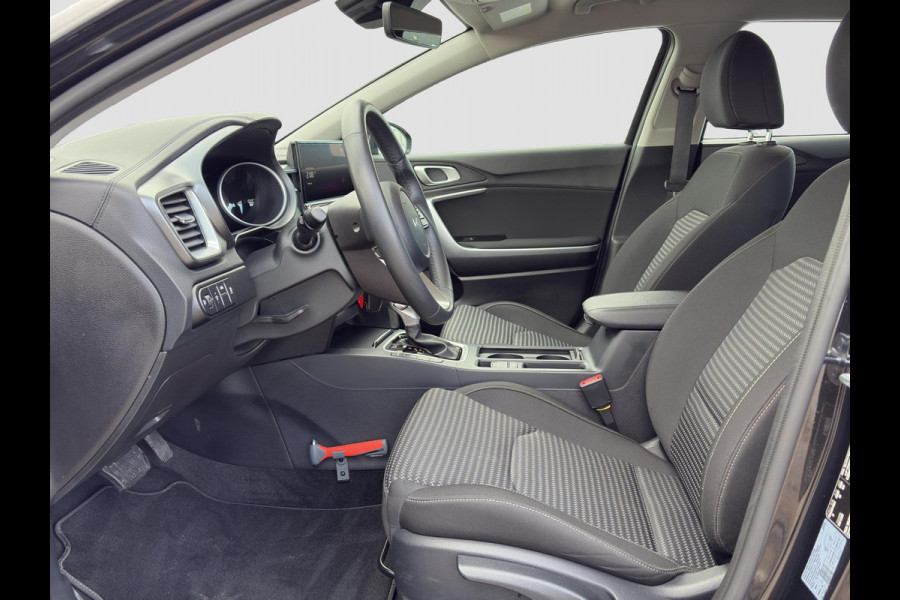 Kia Ceed Sportswagon 1.5 T-GDi DynamicLine Automaat Navi | Cruise | Camera | LMV | Sensoren |