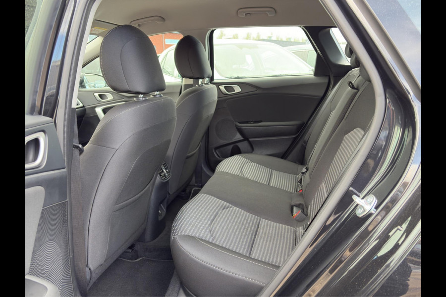Kia Ceed Sportswagon 1.5 T-GDi DynamicLine Automaat Navi | Cruise | Camera | LMV | Sensoren |