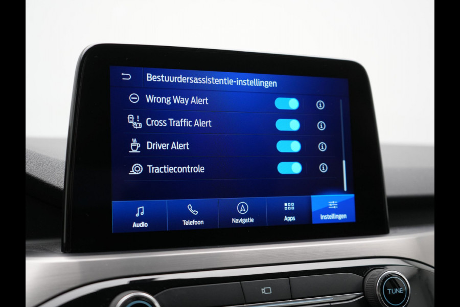 Ford Kuga 2.5 Titanium X PHEV 225pk Dealer O.H. | Trekhaak Af Fabriek | Panodak | Head Up | Adaptive Cruise | 360 Camera | Bang & Olufsen | Sportstoelen & Stuur Verwarmd | Keyless | Blis | Navigatie | DAB | Plug In Hybrid |