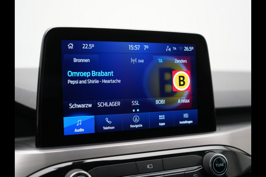 Ford Kuga 2.5 Titanium X PHEV 225pk Dealer O.H. | Trekhaak Af Fabriek | Panodak | Head Up | Adaptive Cruise | 360 Camera | Bang & Olufsen | Sportstoelen & Stuur Verwarmd | Keyless | Blis | Navigatie | DAB | Plug In Hybrid |